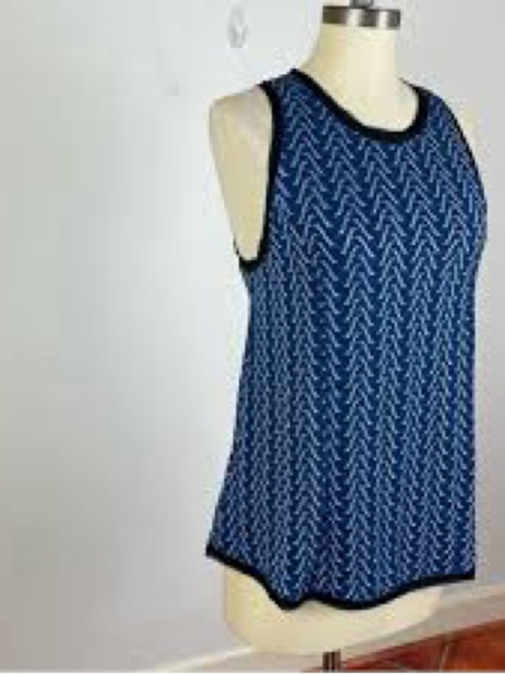 Anthropologie 
Sleeveless Navy Chevron Knit Tank Top